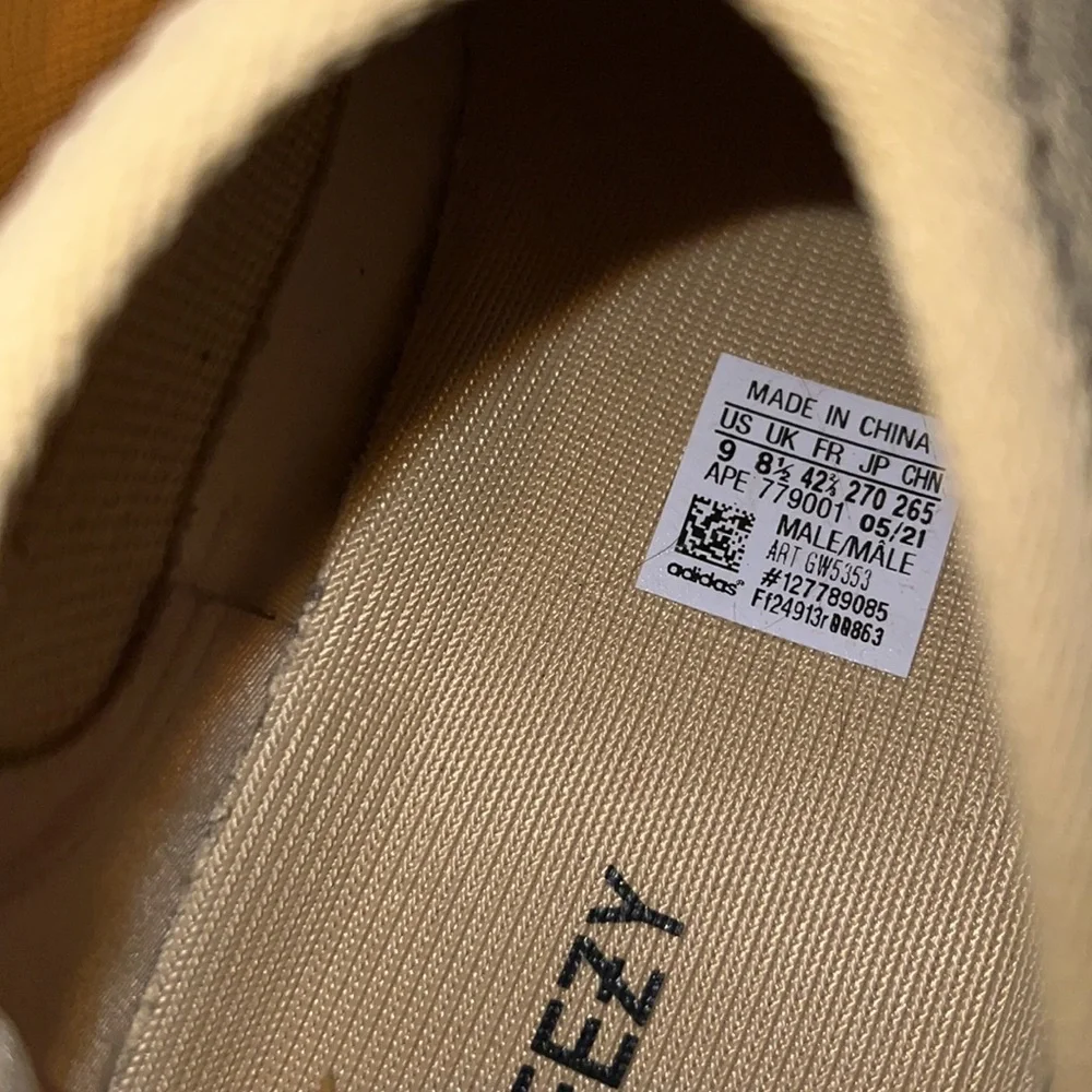 Yeezy Knit RNRS 9US SULFUR - Picture 5 of 8